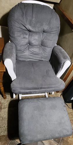 Glider chair with ottoman