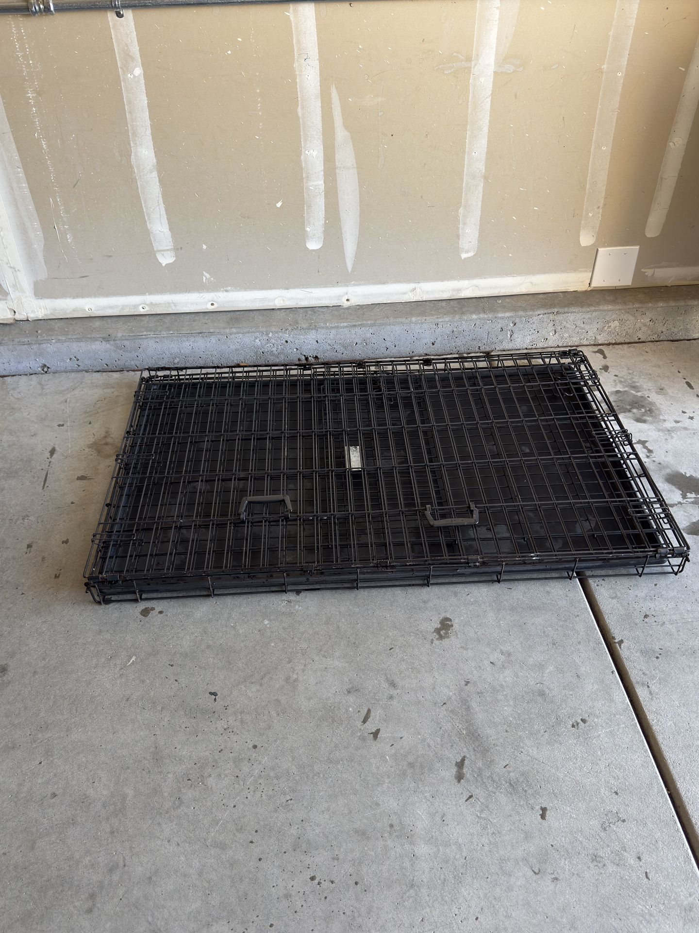 DOG CRATE