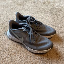 Nike Revolution 5 Men's Road Running Shoes