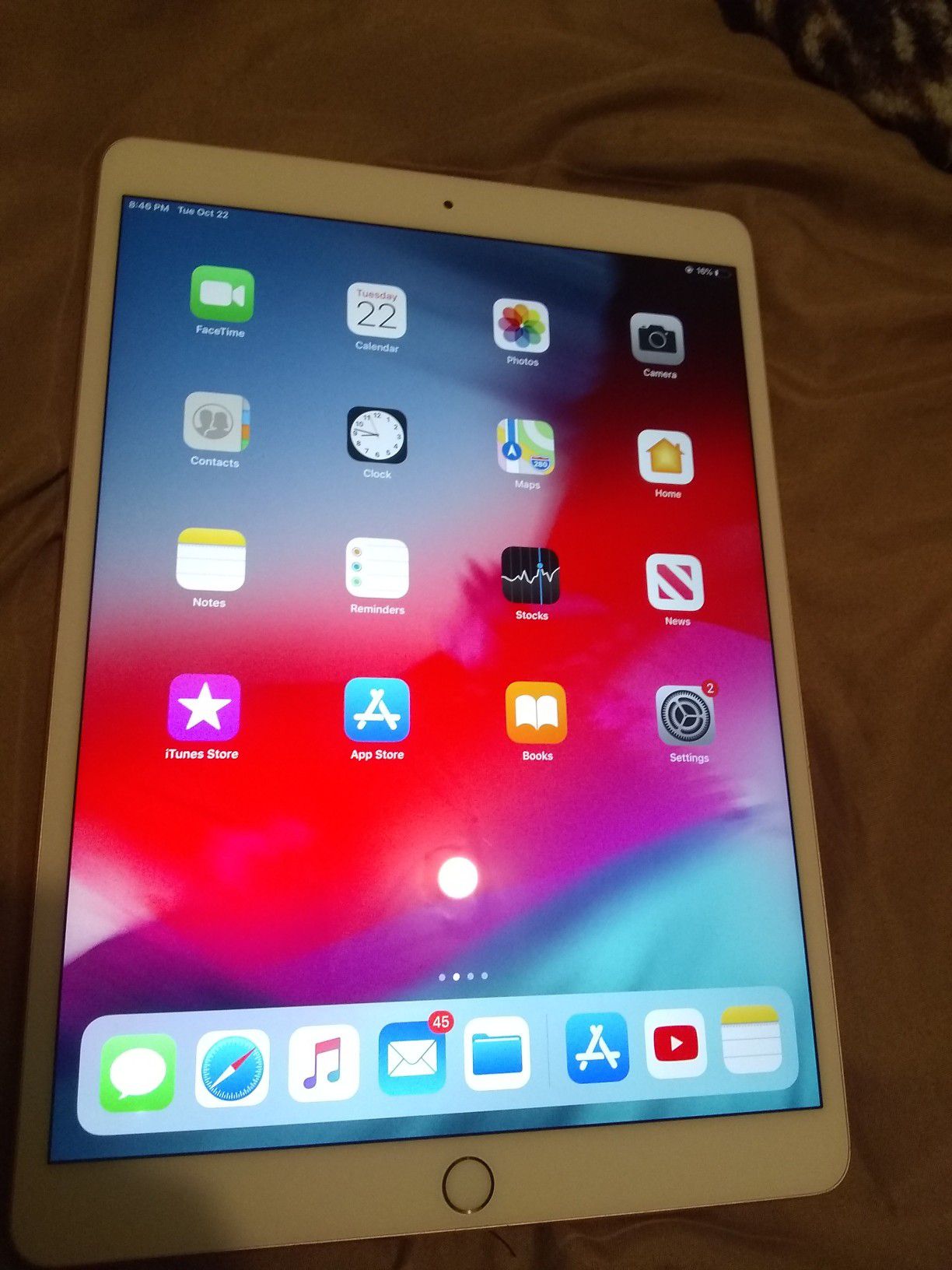 iPad pro 64 gigs Rose Gold