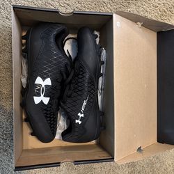 Football cleats