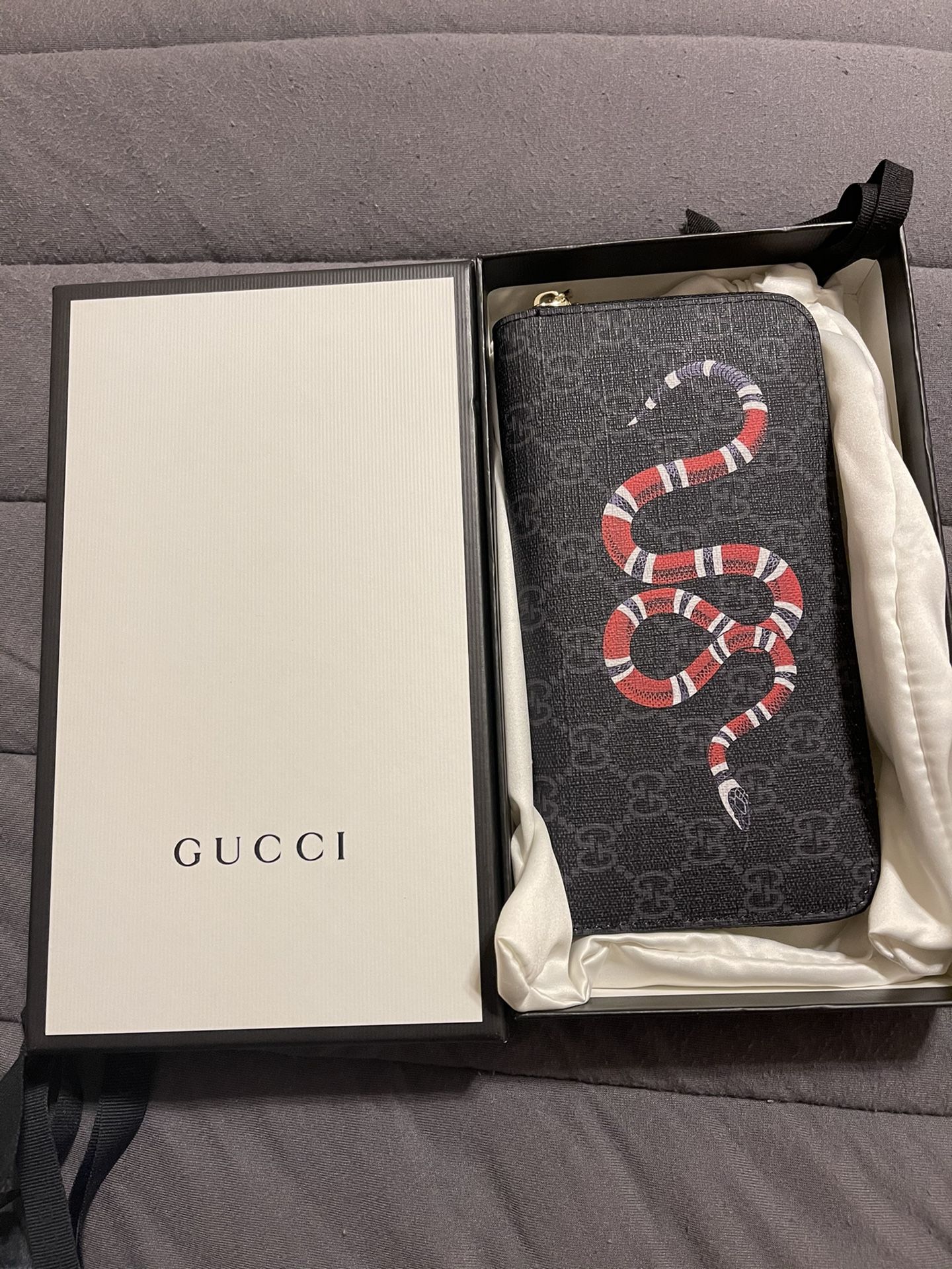 Gucci Kingsnake Zip Wallet