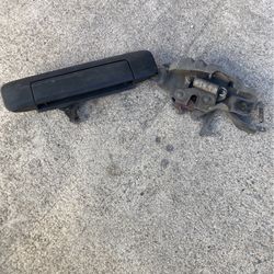 Toyota Tacoma Tailgate Handle And Hood Latch