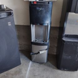 Whirlpool water machine