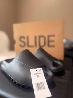 Adidas Yeezy Slide Dark Onyx