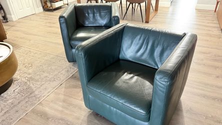 Set of 2 Swiveling Arm Chairs Leather