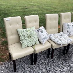 8 Dining Room Chairs