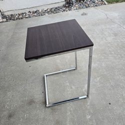 Accent/Side Table