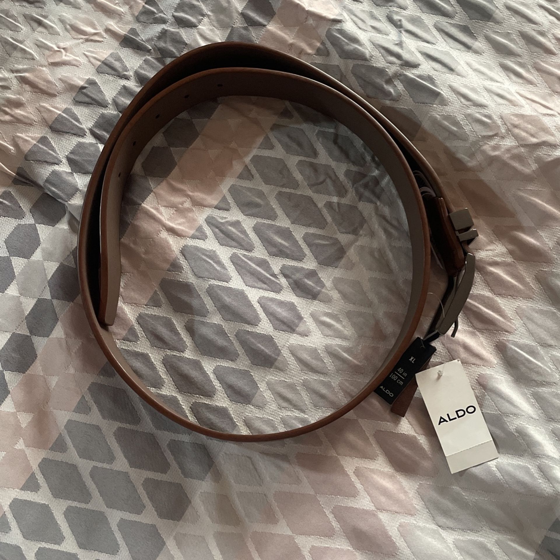 LV Men Belt for Sale in Chula Vista, CA - OfferUp