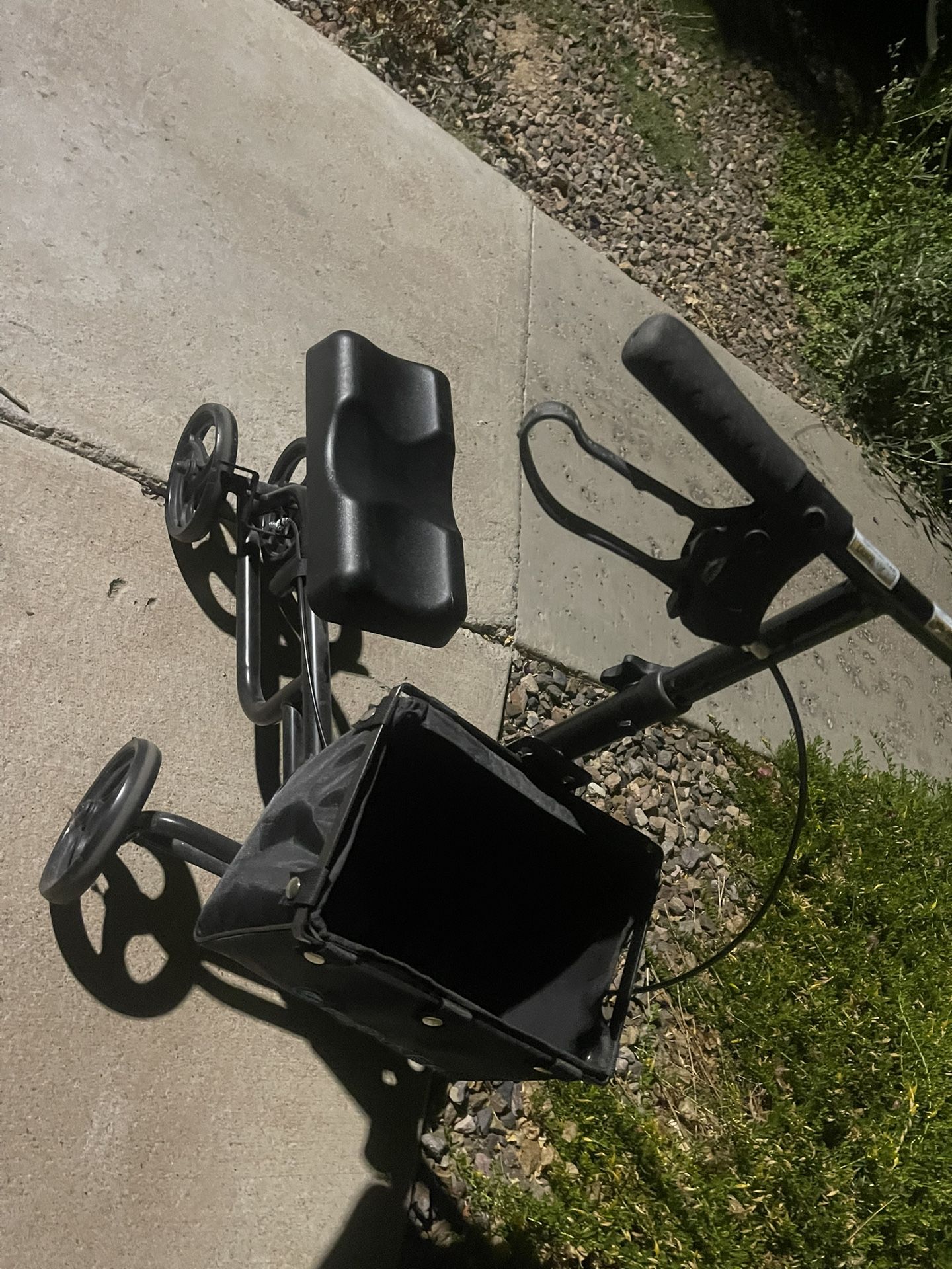 Knee Scooter