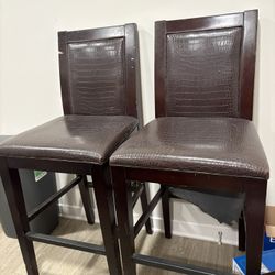 2 Bar Stools