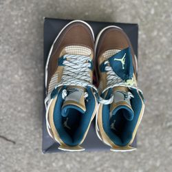 Air Jordan 4 Retro (GS)  Grade School Boys ( 7 )