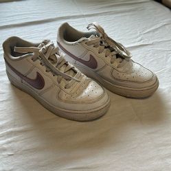 Nike Air Shoes 5Y
