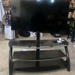 TLC Flat Smart Tv With Base Include