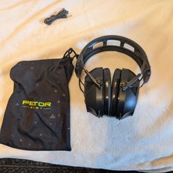 Peltor Sport Tactical 500 Smart Electronic Hearing Protector with Bluetooth 