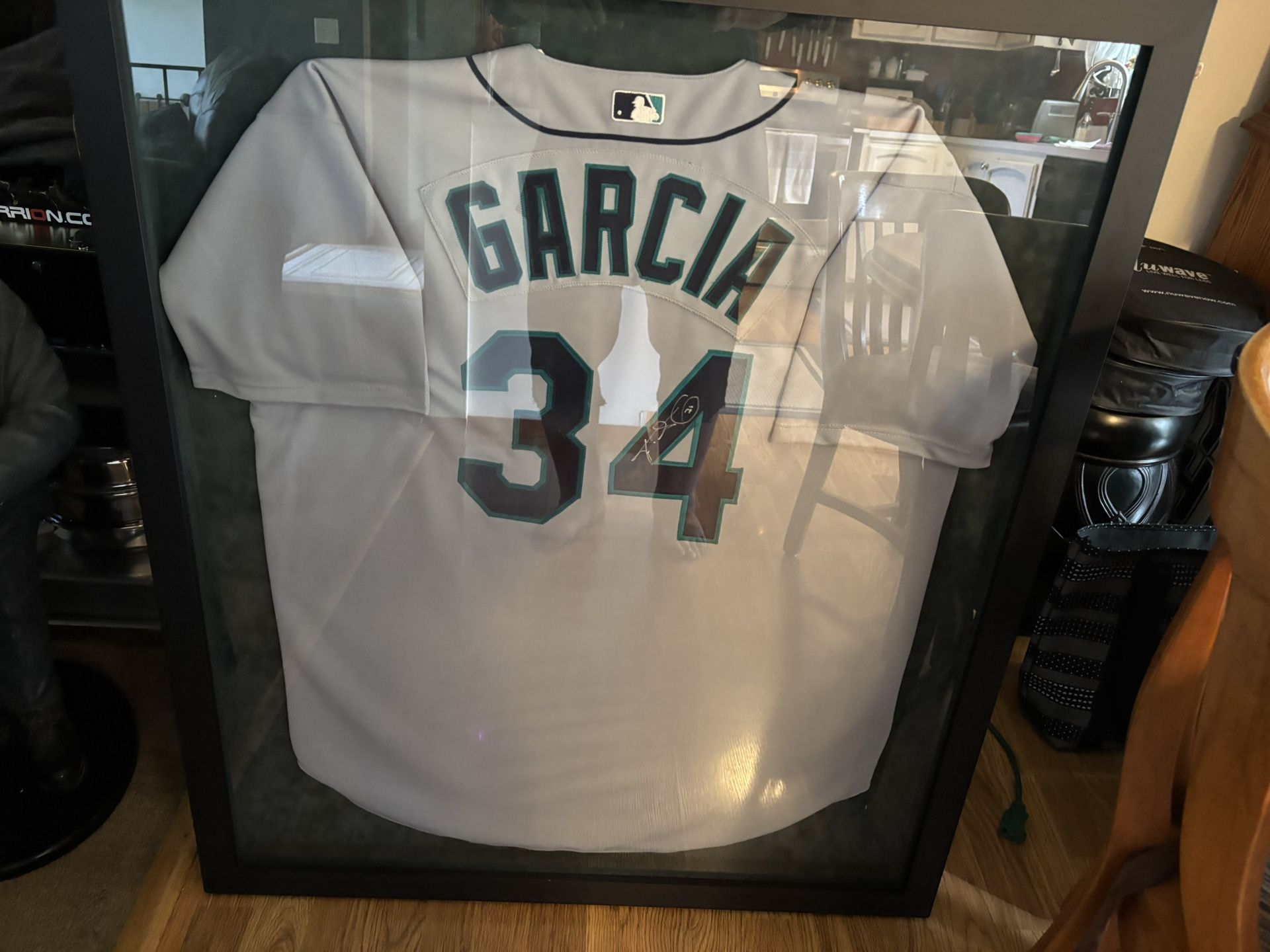 Seattle Mariners Freddy Garcia Signed Jersey Framed