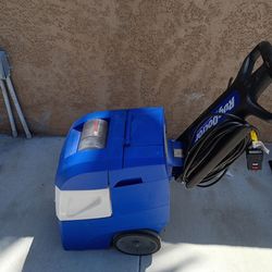 RUG DOCTOR EXCELLENT