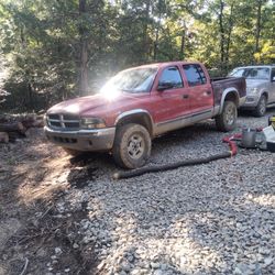 02 Dakota Pickup Truck 4x4