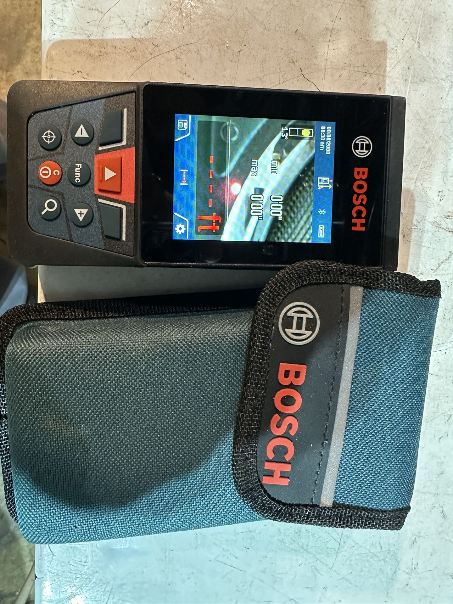 Bosch Glm 400 Cl Blaze 400ft Outdoor Laser Bluetooth…150$  New No Box 