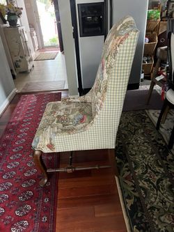 Two Chair For $70 Good Condición