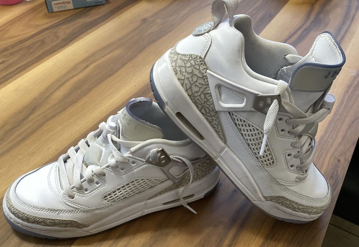 Jordan Spizike Low