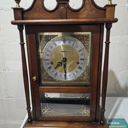 Howard Miller 3 Chime MANTLE CLOCK, Perfect Condition