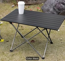 Outdoor folding table