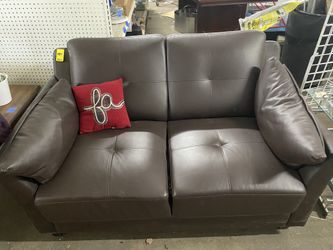 Leather / Faux Leather Love Seat