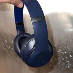 Beats Studio Pro