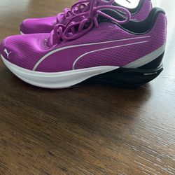 Puma Woman Sneakers 