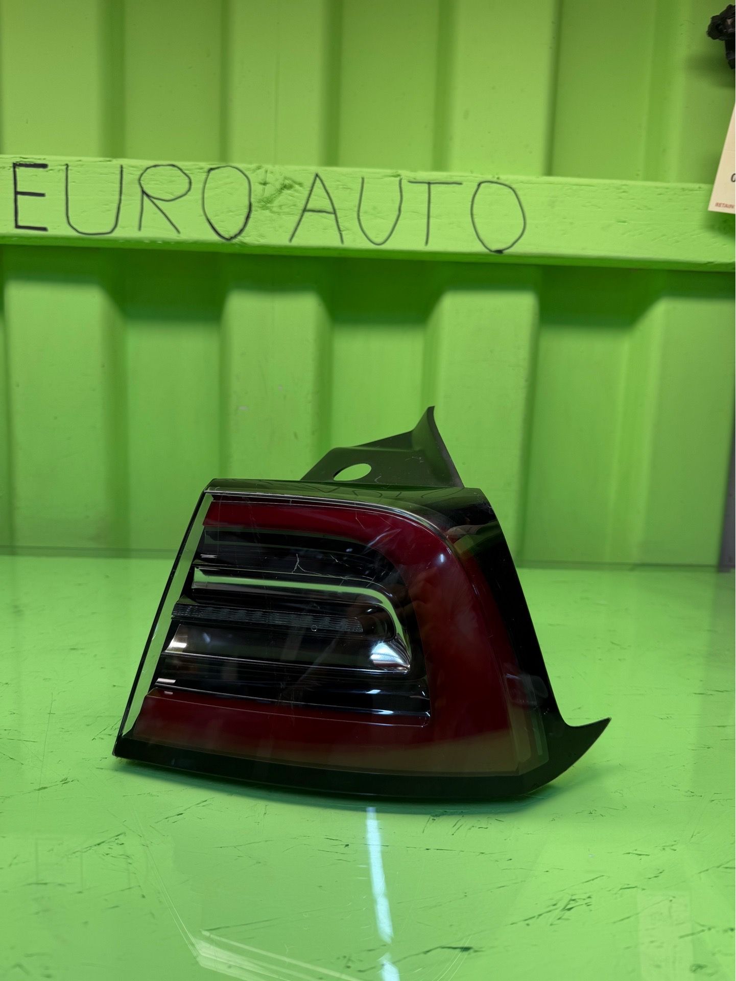 2017 2018 2019 2020 2021 2022 2023 TESLA MODEL 3 Right Passenger Side Quarter Panel / Outer Tail Light OEM