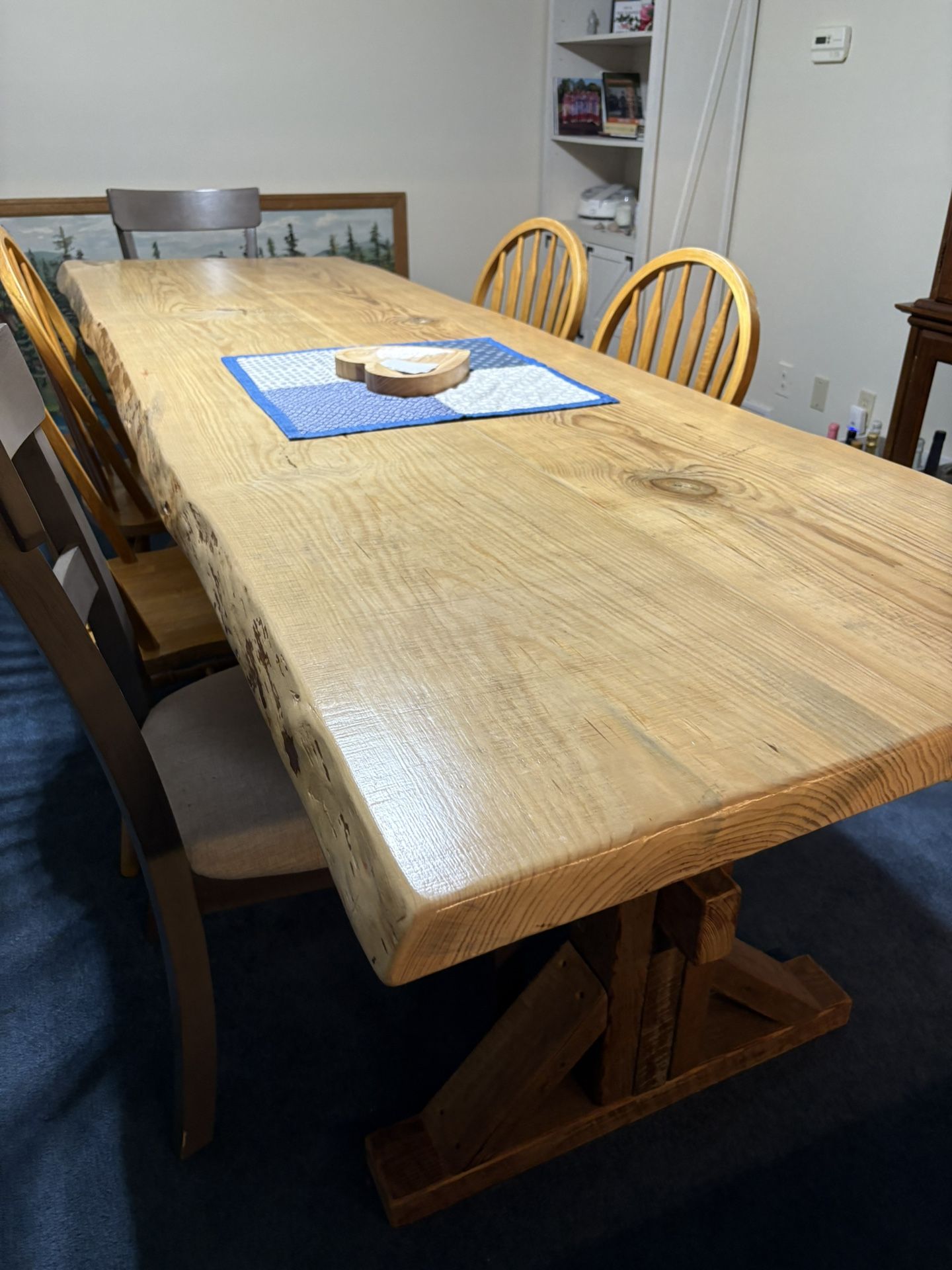 Live Edge 8’ Table And Chairs