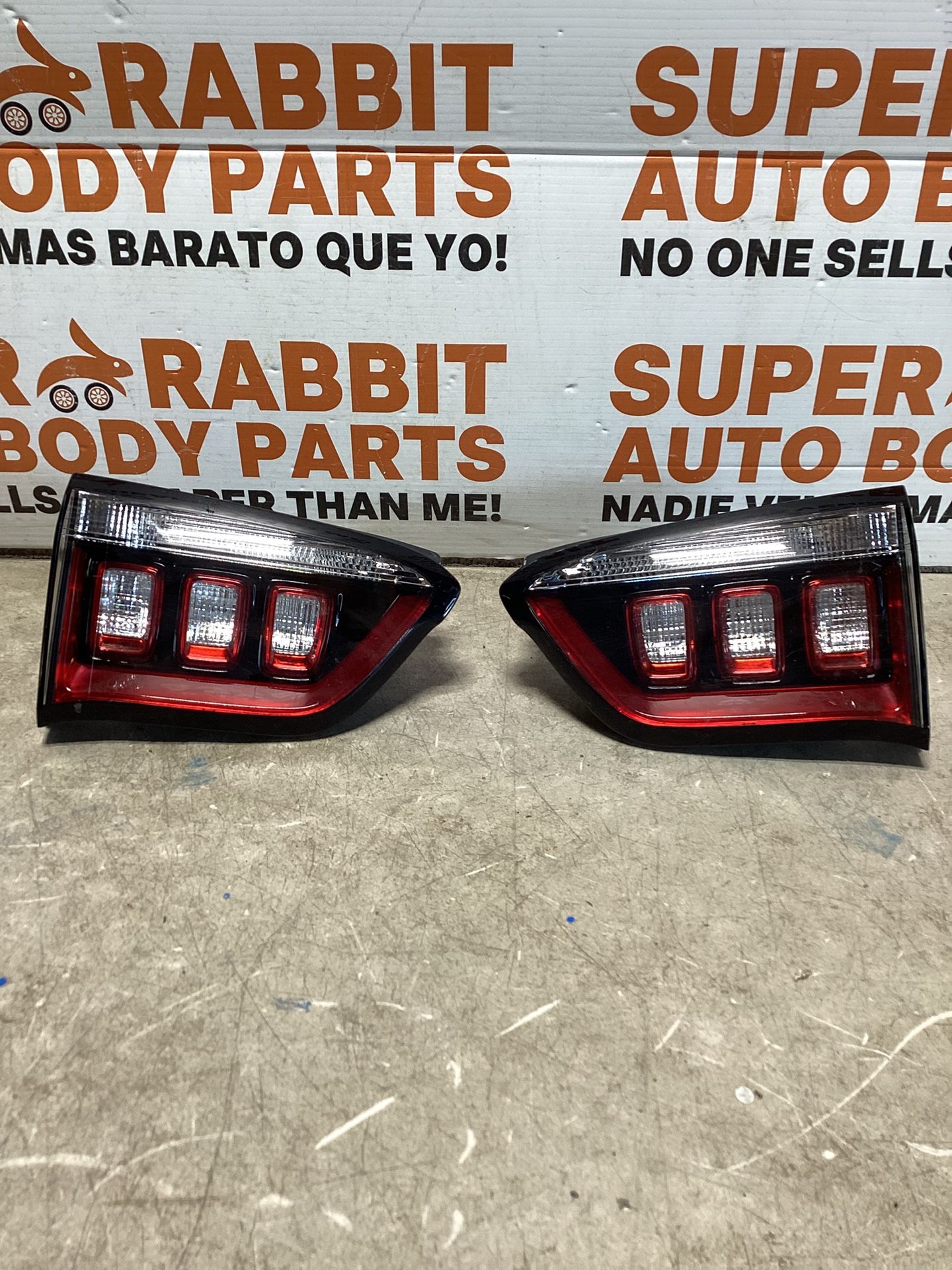 2017 Jeep Compass Inner Tail Light Pair Driver Passenger LED Original OEM😎  2026