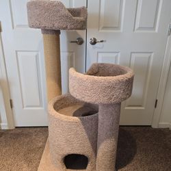 Wade Cat Tree