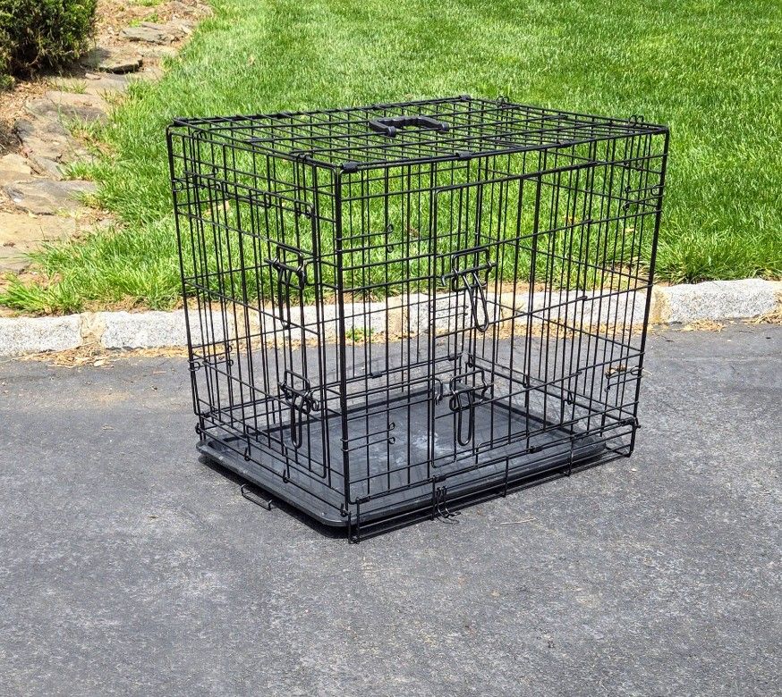 24 Inch Double Door Collapsible Wire Dog Crate

