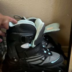 Size 7 Women’s Rollerblades