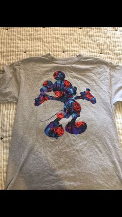 Mickey Mouse medium NEFF Disney Disneyland shirt