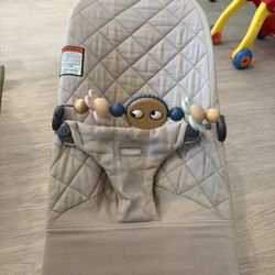 Baby Björn Bouncer + Spinning Toy Attachment 
