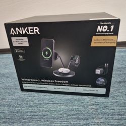 Anker Prime Wireless 3-in-1 Charging Station (3-in-1, MagGo, AirCool, Dock Stand)