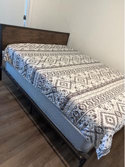 Queen size bed & mattress