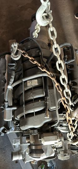 2014R/t Engine And Transmission