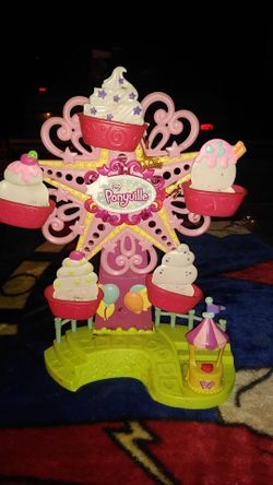 My little pony Ponyville carousel