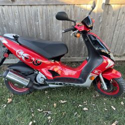 Kymco super 9