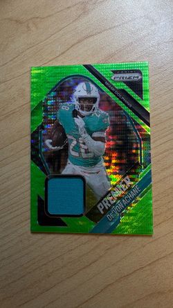 De'Von Achane Panini Prizm Premier Green Relic Card
