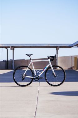 State Undefeated Disc Road Bike - 62cm - Tie Dye Pearl