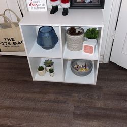 Cube Shelf 