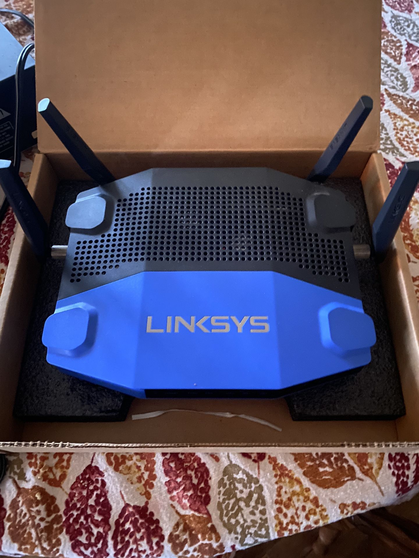 Linksys Dual Band WiFi Router