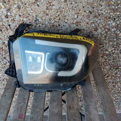 2014-20 Toyota Tundra Left Headlight Aftermarket 