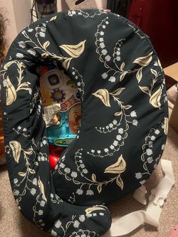 Baby Brest Feeding pillow