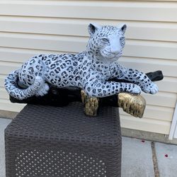 Leopard On The Log Statue 